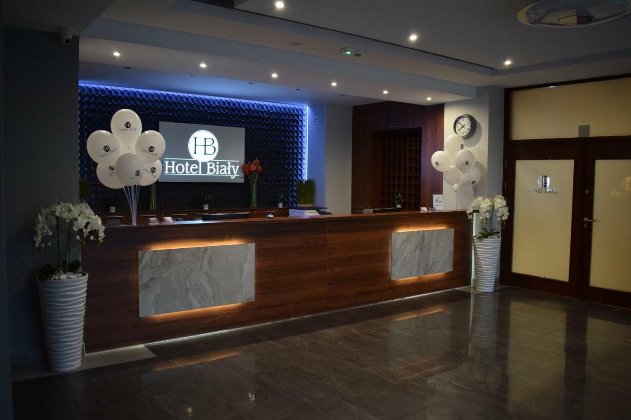 Hotel Bialy Walbrzych Exterior photo