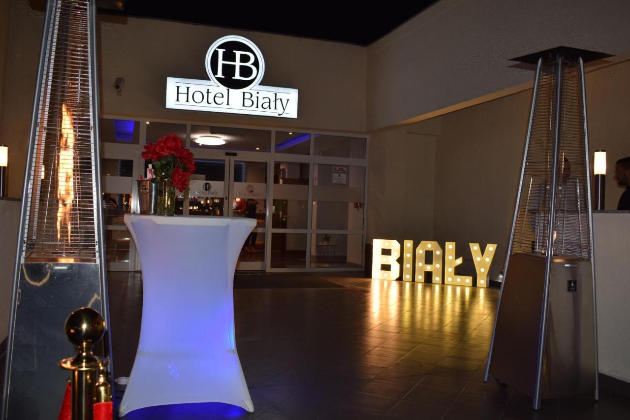 Hotel Bialy Walbrzych Exterior photo